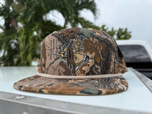 Load image into Gallery viewer, Deer scrape hat
