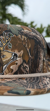 Load image into Gallery viewer, Deer scrape hat
