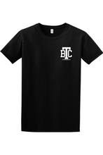 Load image into Gallery viewer, gig em dark color t-shirts
