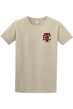 Load image into Gallery viewer, gig em light color t-shirts
